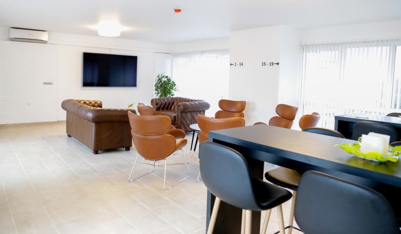 Hotel 이카스트 외부 사진